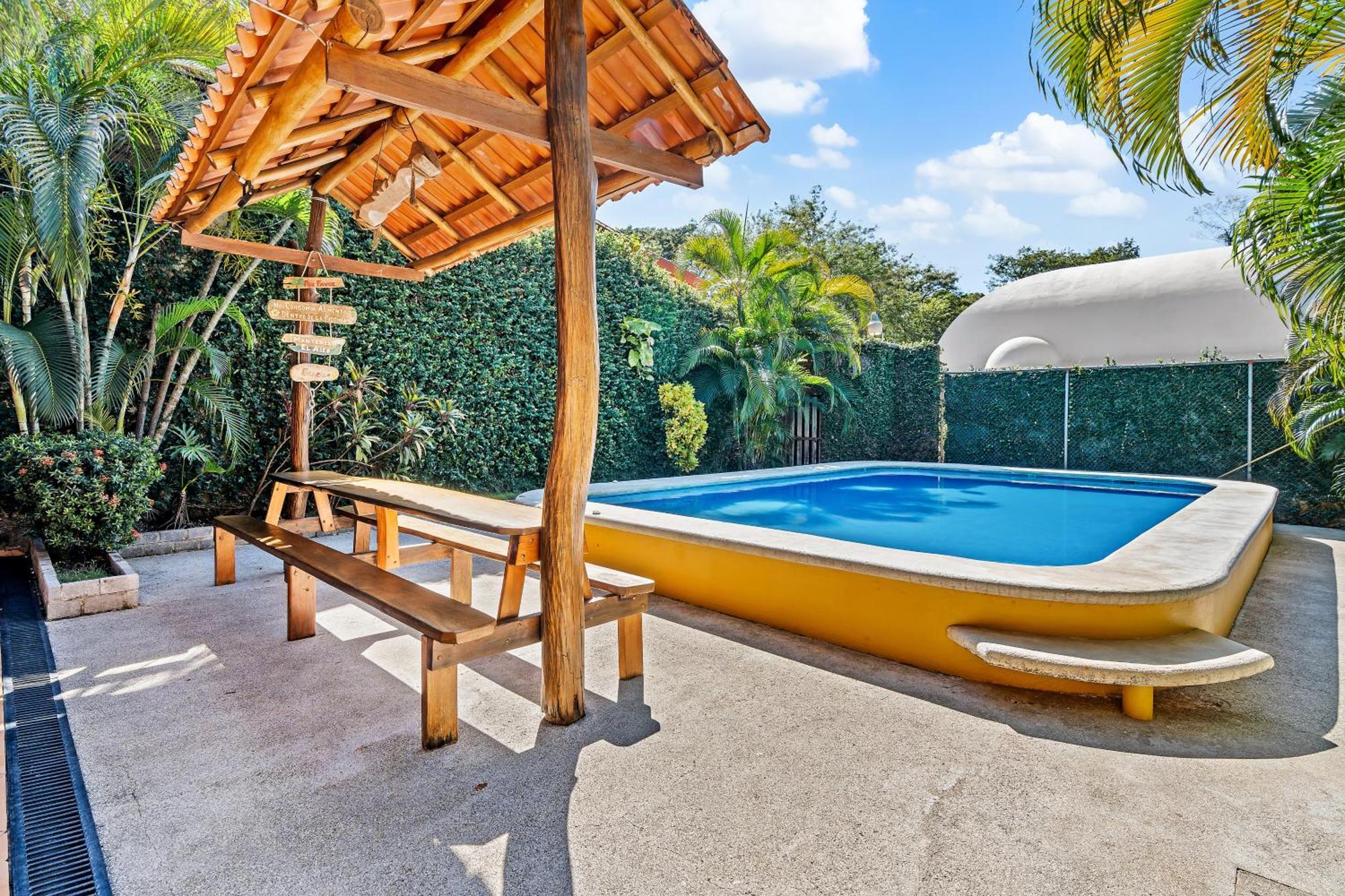 Hotel Tamarindo Inn - 1 Mi To Tamarindo Beach المظهر الخارجي الصورة